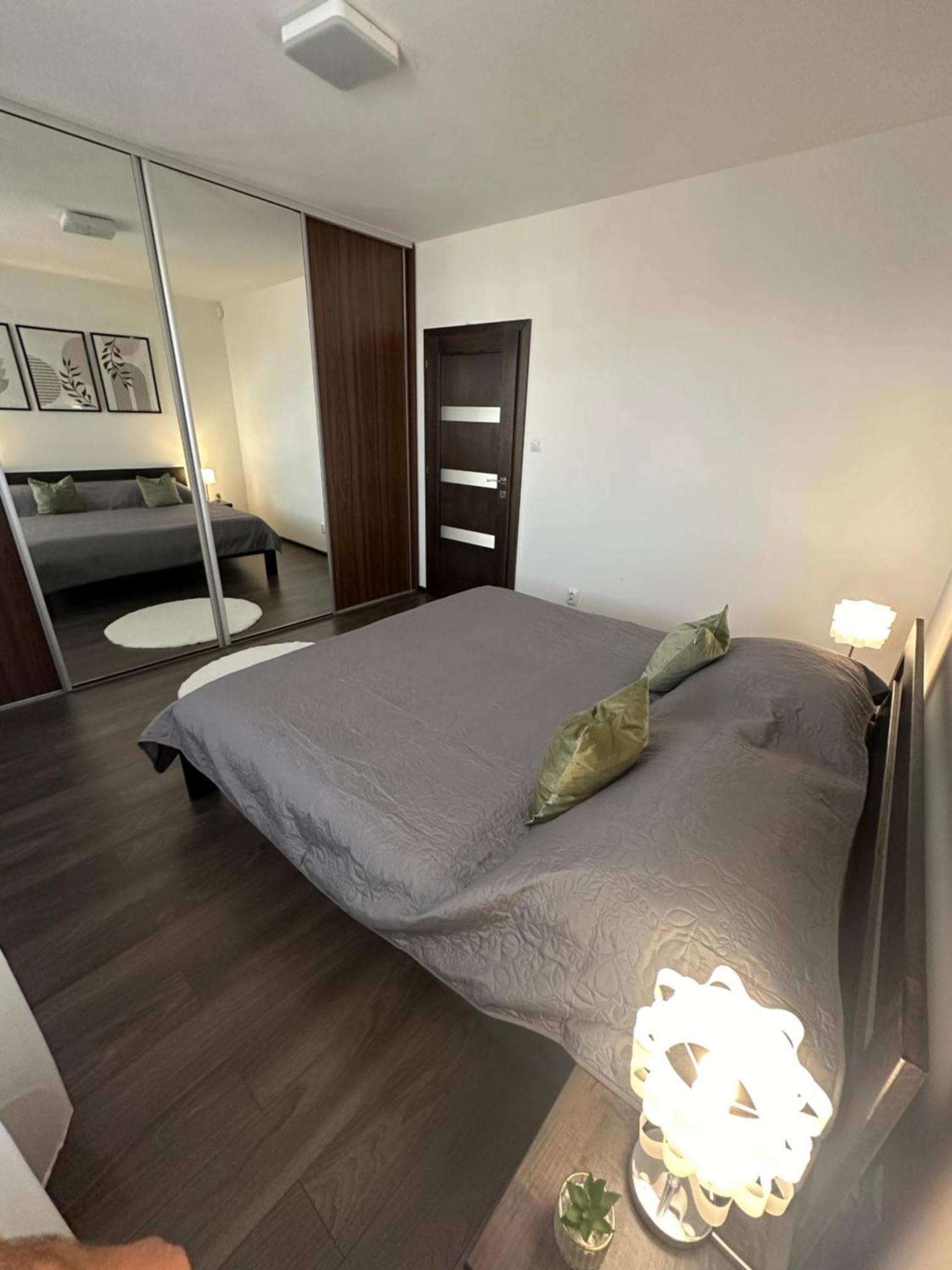 Panorama Apartments Eperjes Kültér fotó